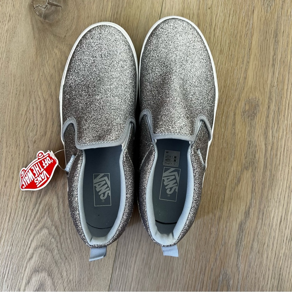 Vans Slip-On Glitter Sneakers Silver Sparkle
- Women's Size 5 (NWT)